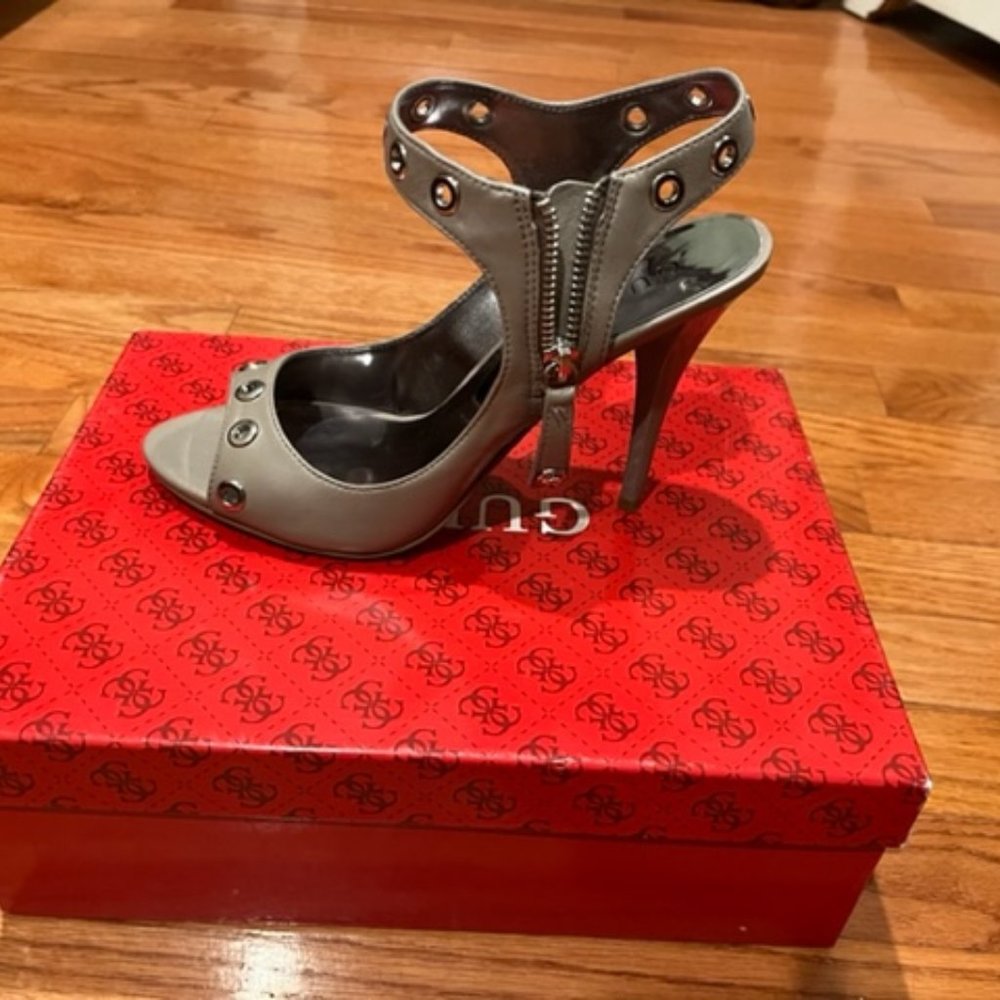 Guess open toe shoes